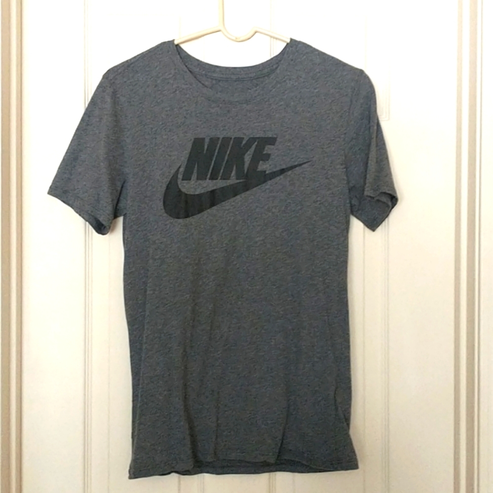 Nike Athletic Cut Gray Tee